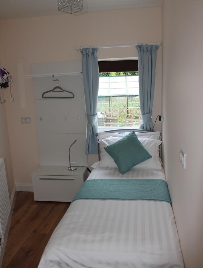 Magnolia Self Contained Suites Coalpit Heath المظهر الخارجي الصورة