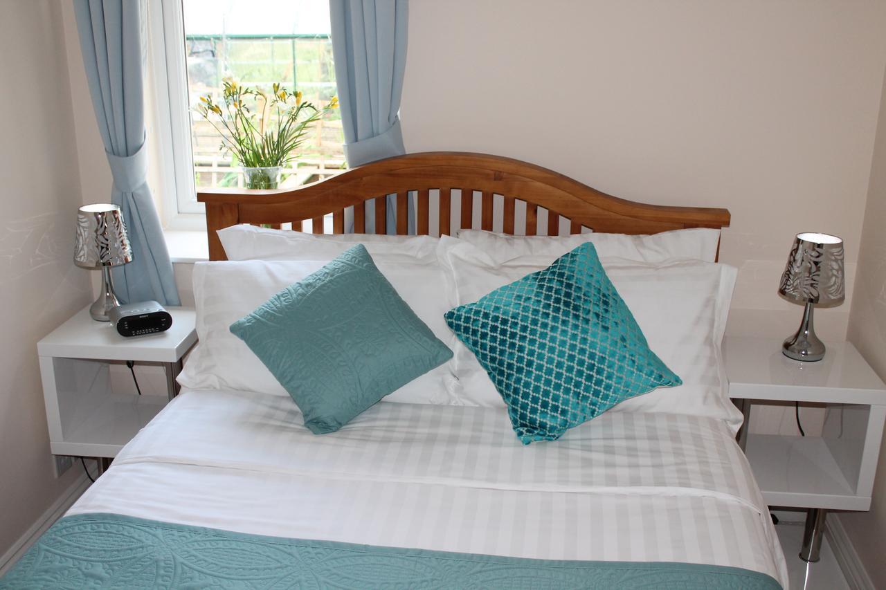 Magnolia Self Contained Suites Coalpit Heath المظهر الخارجي الصورة